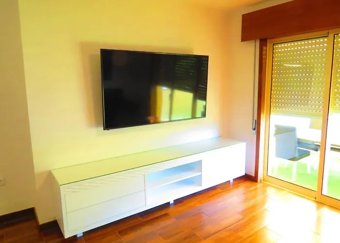 Elegant In With Pool & Jacuzzi فيلة *