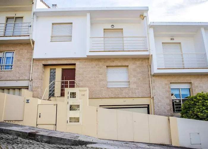 Elegant In With Pool & Jacuzzi