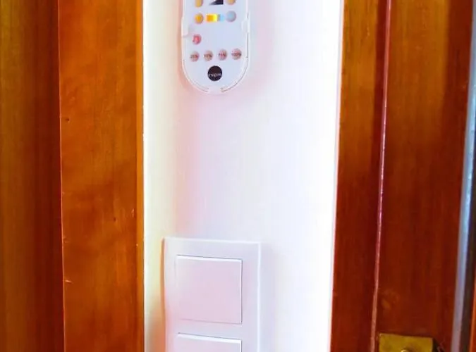 Elegant In With Pool & Jacuzzi فيلة *