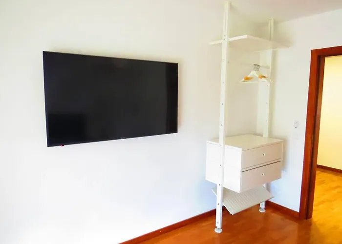 فيلة Elegant In With Pool & Jacuzzi *