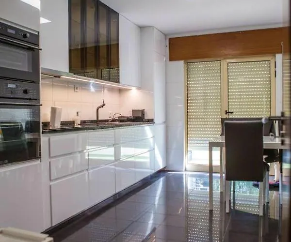 Elegant In With Pool & Jacuzzi * Πόρτο