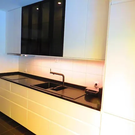 Elegant In With Pool & Jacuzzi Villa Oporto