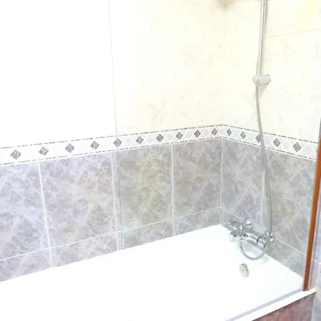 Elegant In With Pool & Jacuzzi