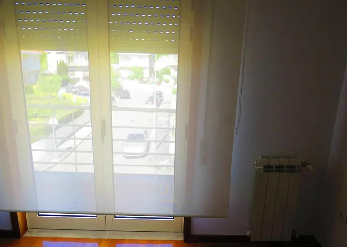 Elegant In With Pool & Jacuzzi